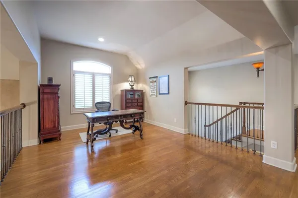 $1,395,000 | 10804 West 141st Street, Overland Park, KS 66221