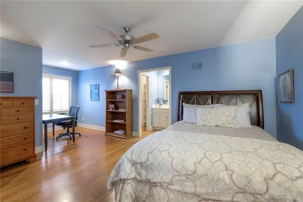 $1,395,000 | 10804 West 141st Street, Overland Park, KS 66221