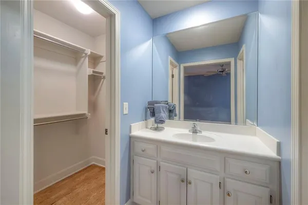 $1,395,000 | 10804 West 141st Street, Overland Park, KS 66221