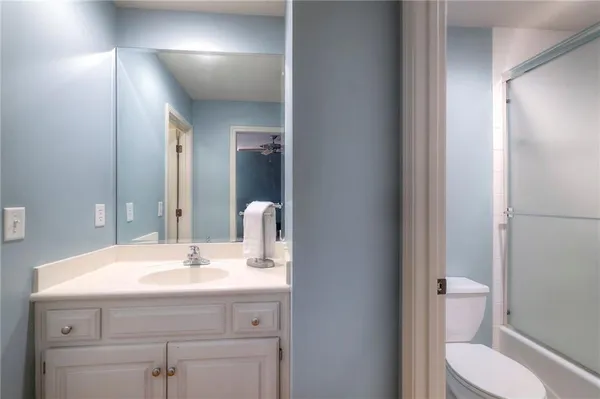 $1,395,000 | 10804 West 141st Street, Overland Park, KS 66221