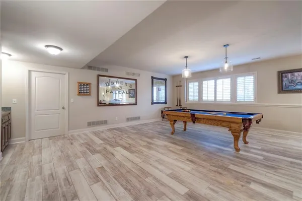 $1,395,000 | 10804 West 141st Street, Overland Park, KS 66221