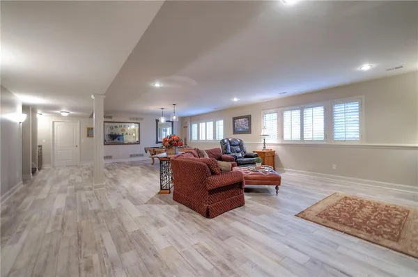 $1,395,000 | 10804 West 141st Street, Overland Park, KS 66221
