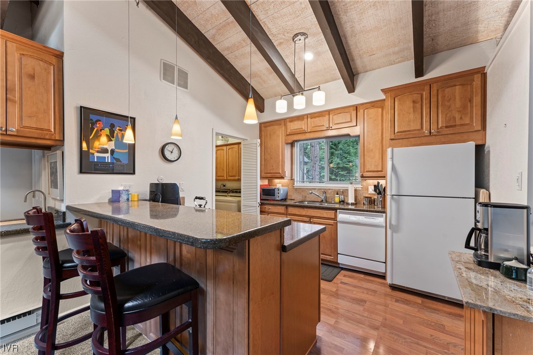 321 Ski Way, Unit 235 Incline Village, NV 89451 - Photo 3 of 26 Gallery Image 3