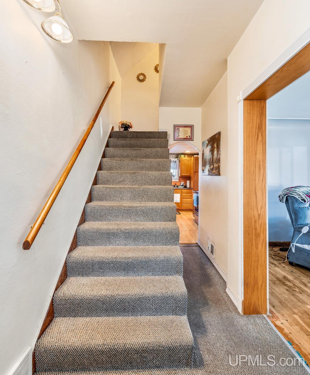 1001 Forest Street Niagara, WI 54151 - Photo 10 of 23