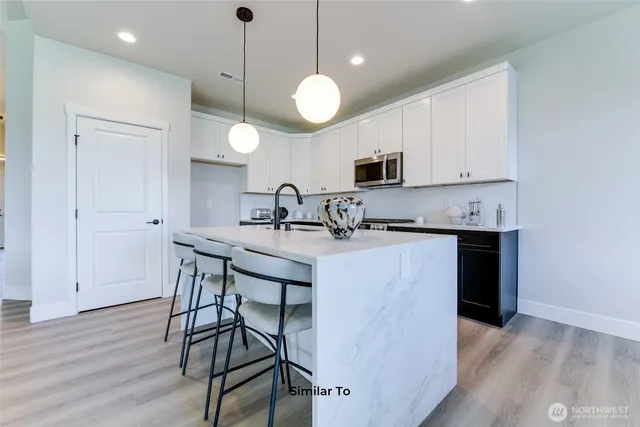 $462,850 | 523 North Lessor Loop, Moses Lake, WA 98837