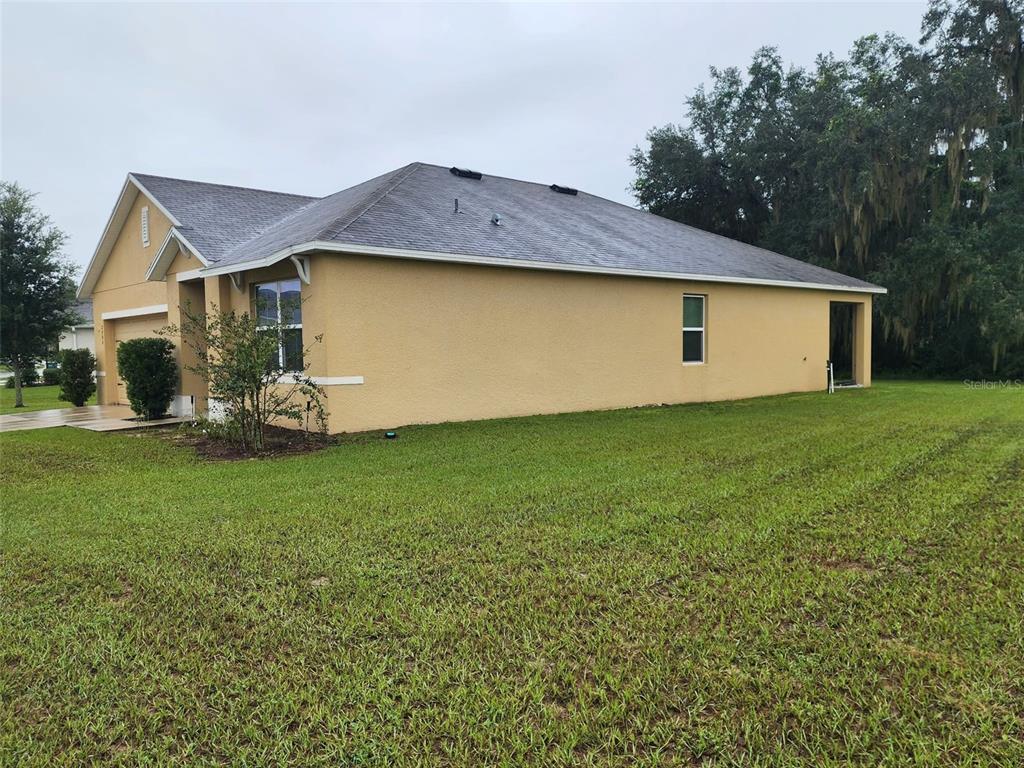 2904 Northeast 42nd Road Ocala, FL 34470 - Photo 7 of 66 Gallery Image 7