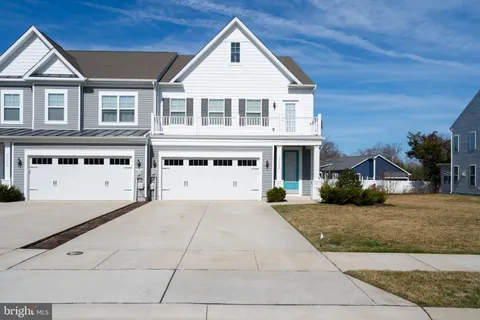 $739,900 | 33155 Oyster Cove Drive, Lewes, DE 19958
