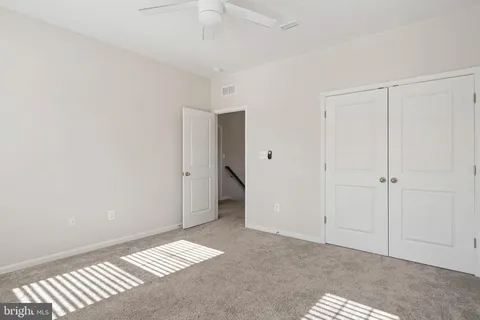a view of a backyard space