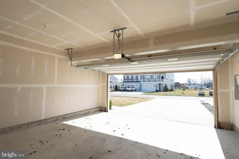 $739,900 | 33155 Oyster Cove Drive, Lewes, DE 19958