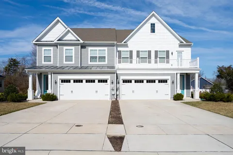 $719,000 | 33155 Oyster Cove Drive, Lewes, DE 19958