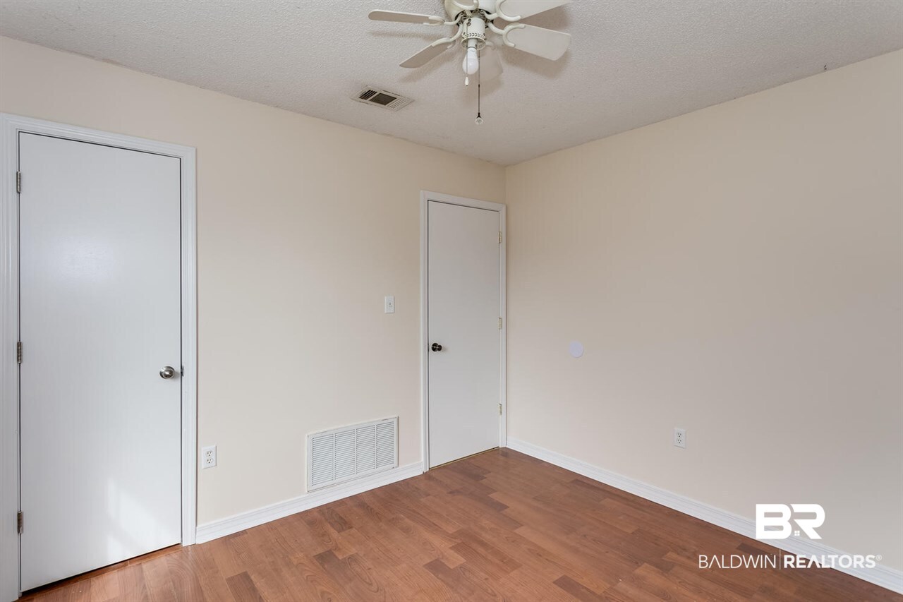 19675 Sandstone Lane Robertsdale, AL 36567 - Photo 13 of 24