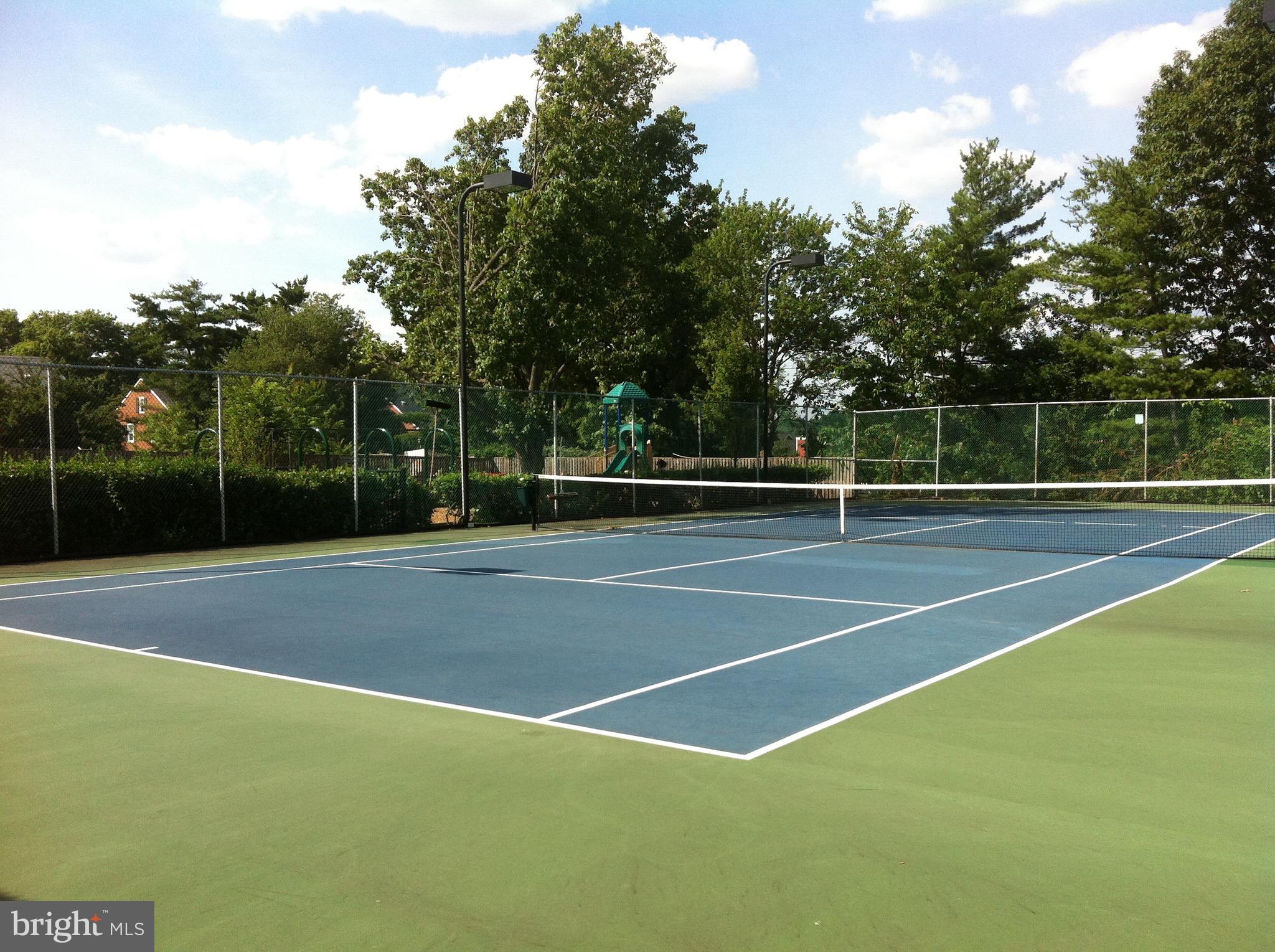 4813 27th Road South Arlington, VA 22206 - Photo 24 of 29 Community