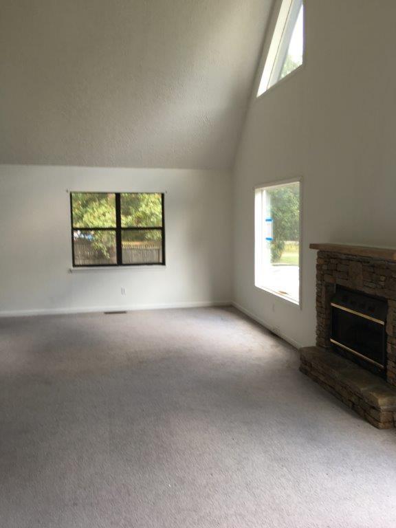 3286 Dunbar Road Crossville, TN 38572 - Photo 3 of 9 Living Area Angle 2