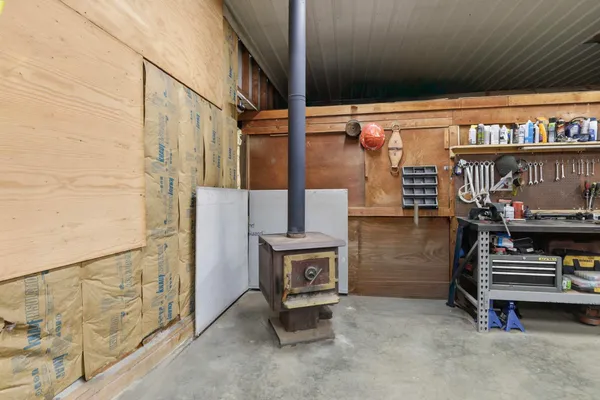 $270,000 | 41210 North Newport Highway, Elk, WA 99009