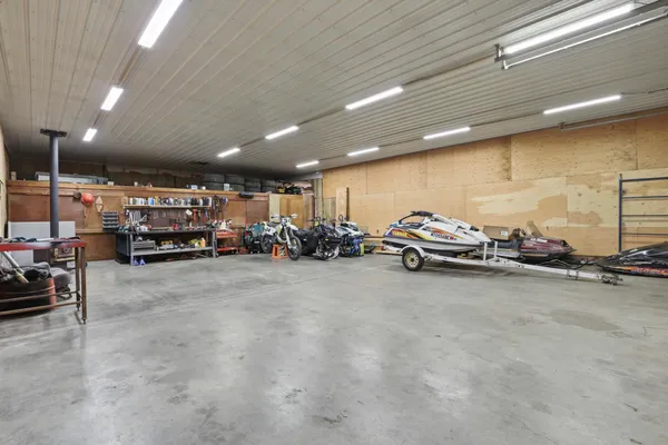 $270,000 | 41210 North Newport Highway, Elk, WA 99009