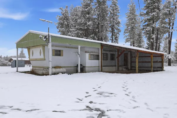 $270,000 | 41210 North Newport Highway, Elk, WA 99009