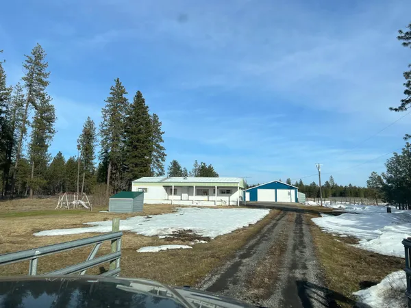 $270,000 | 41210 North Newport Highway, Elk, WA 99009