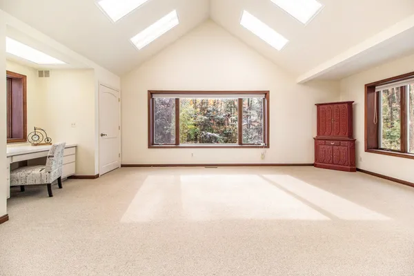 $629,900 | 9453 Whispering Pines Drive, Saline, MI 48176