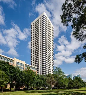$634,900 | 1701 Hermann Drive, Unit 30D, Houston, TX 77004