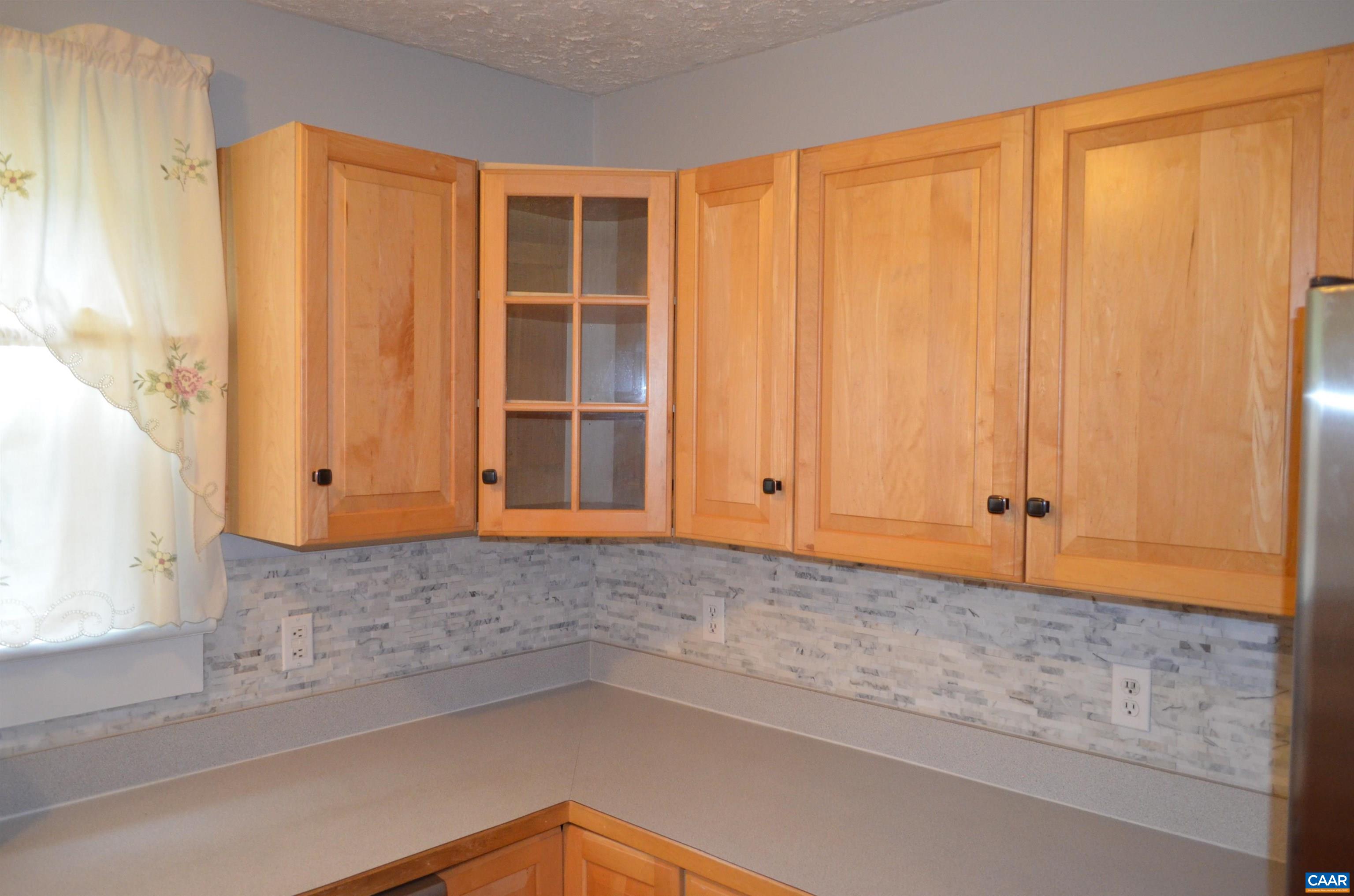 10778 Rockfish River Road Shipman, VA 22971 - Photo 24 of 67 Maple Cabinets