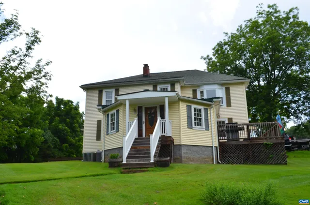 a front view of house with yard