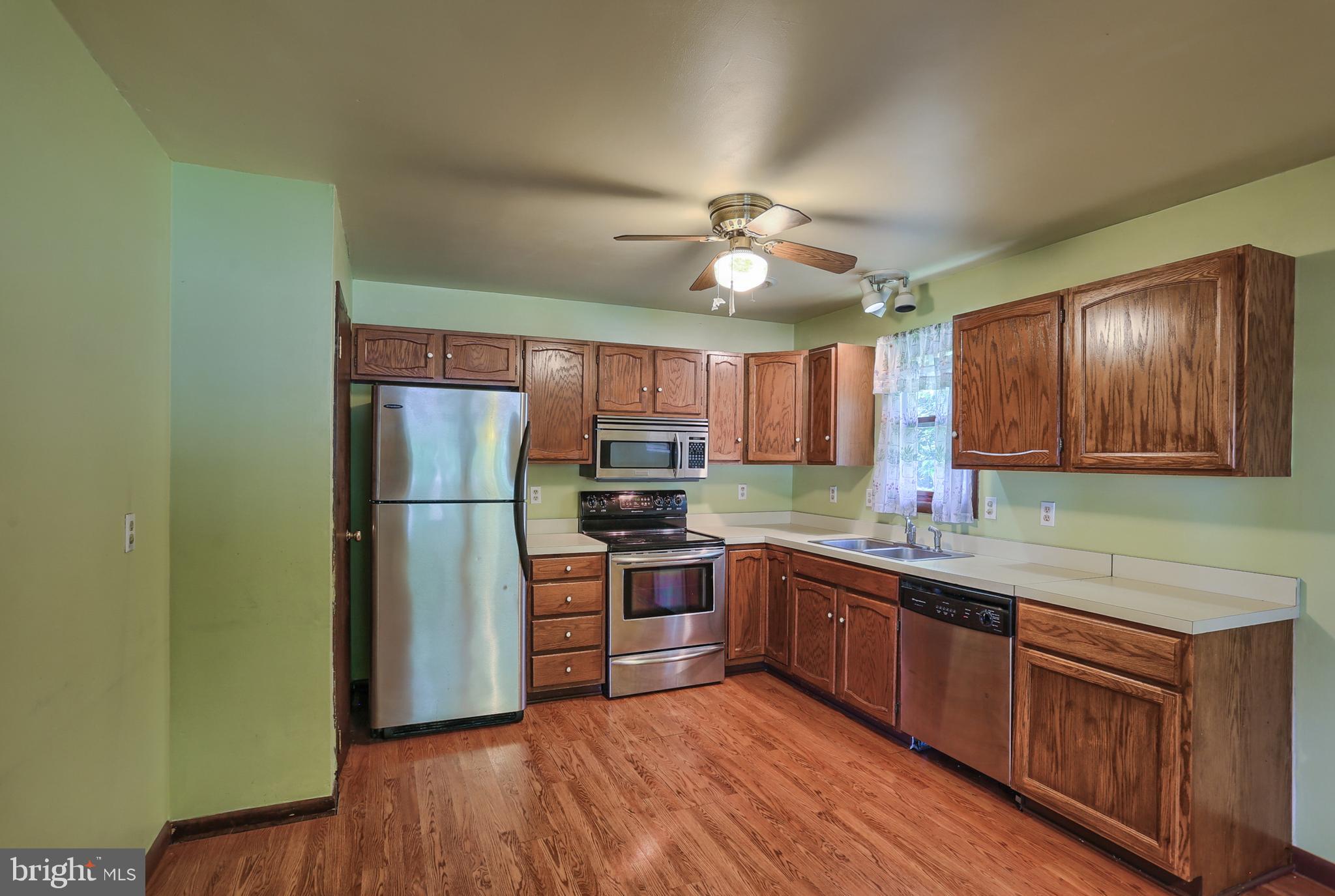 373 Oaklyn Road Lebanon, PA 17042 - Photo 11 of 33 Gallery Image 11