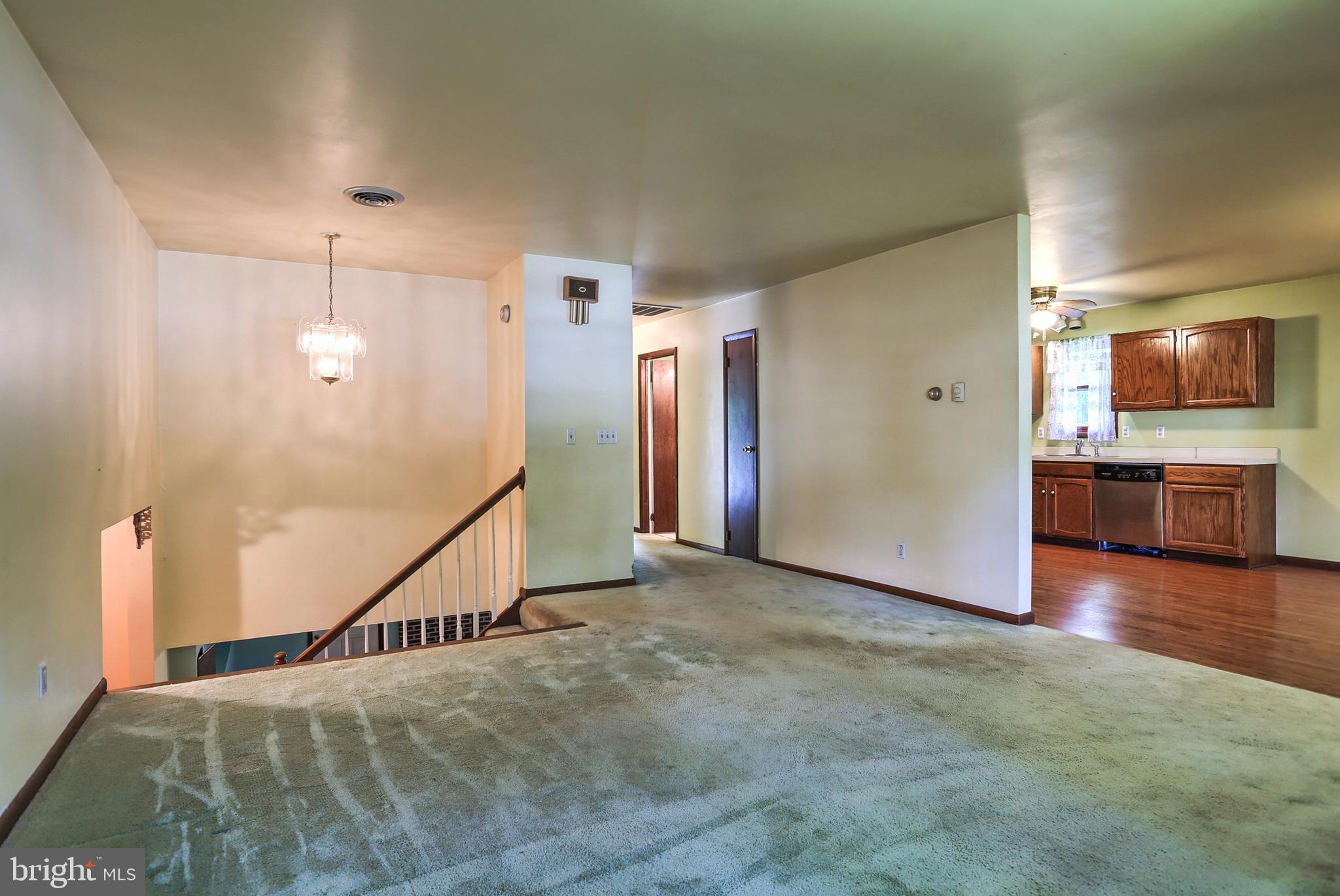 373 Oaklyn Road Lebanon, PA 17042 - Photo 7 of 33 Gallery Image 7