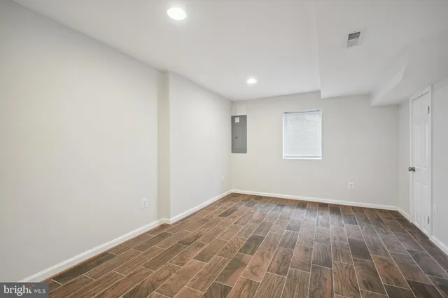 $4,050 | 5817 Greentree Road, Bethesda, MD 20817