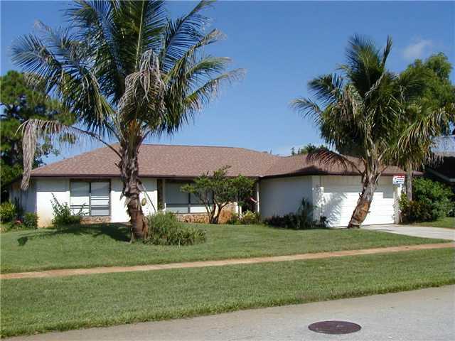 17728 Foxglove Lane Boca Raton, FL 33487 - Photo 1 of 2 Primary Photo