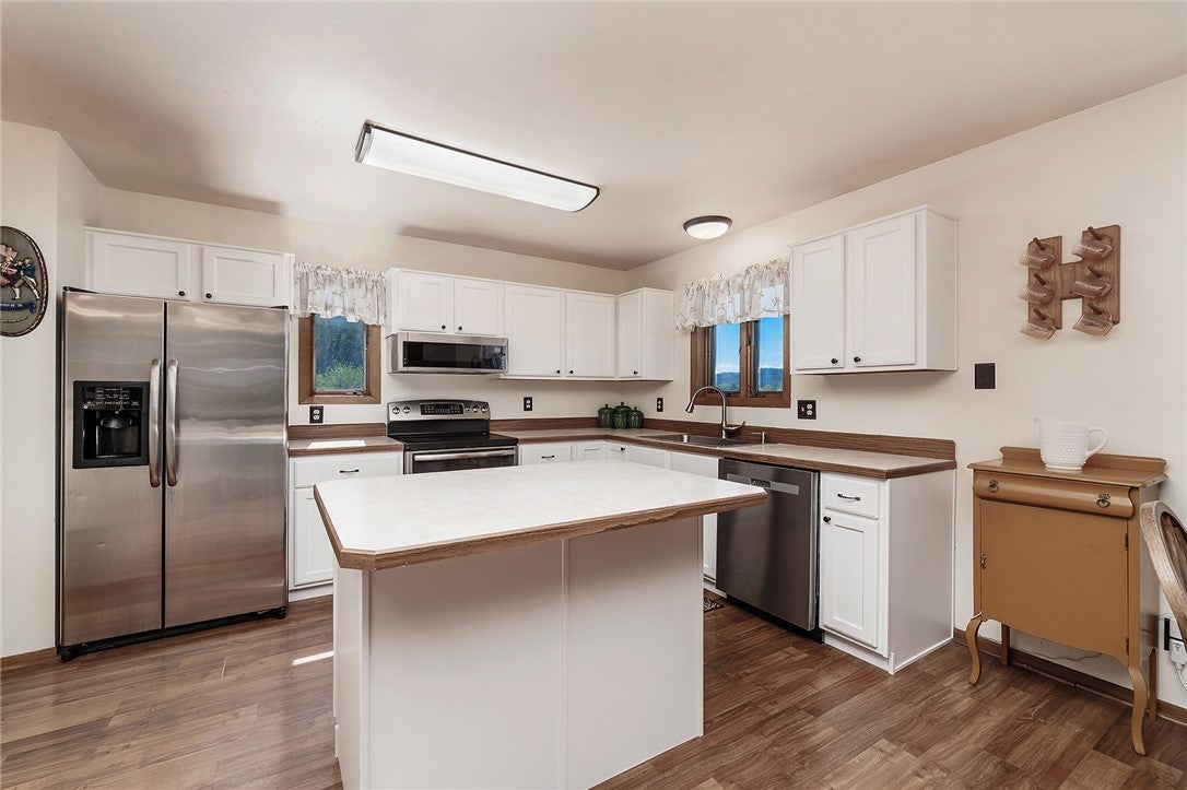 6 Eagle Mountain Road Columbus, MT 59019 - Photo 4 of 34 Gallery Image 4