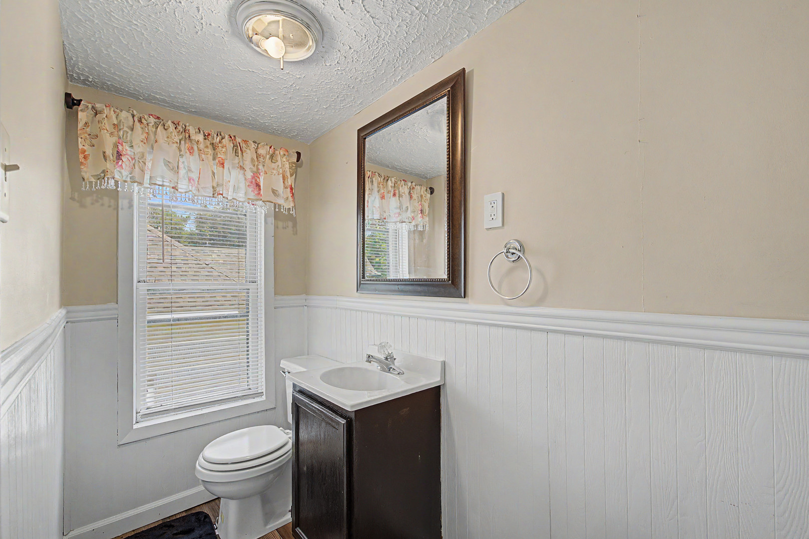 1206 East Main Street Clinton, IL 61727 - Photo 20 of 33