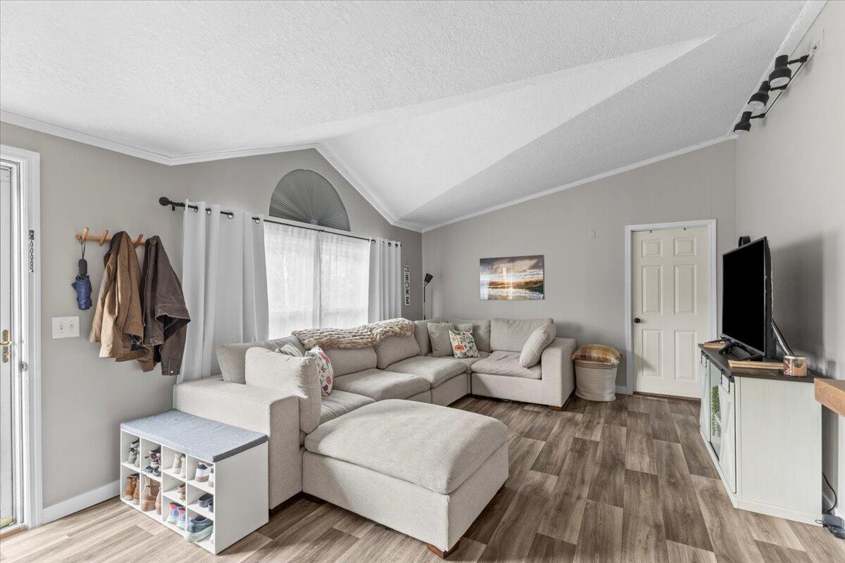 283 Highwater Road Soddy Daisy, TN 37379 - Photo 14 of 31 22-IMG_5174