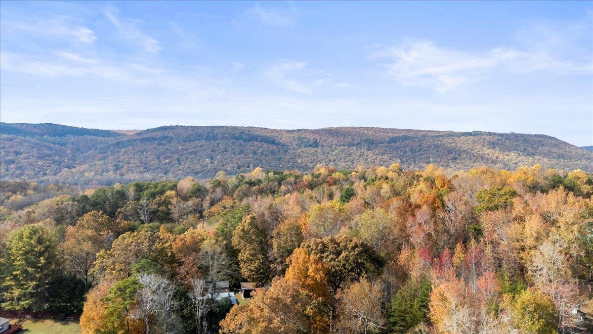 283 Highwater Road Soddy Daisy, TN 37379 - Photo 30 of 31 05-Photo Nov 07 2025, 2 02 00 PM