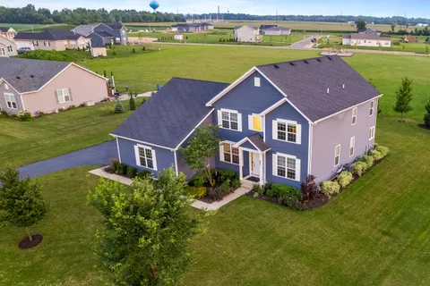 $689,000 | 465 Chasefield Drive, Williams Bay, WI 53191