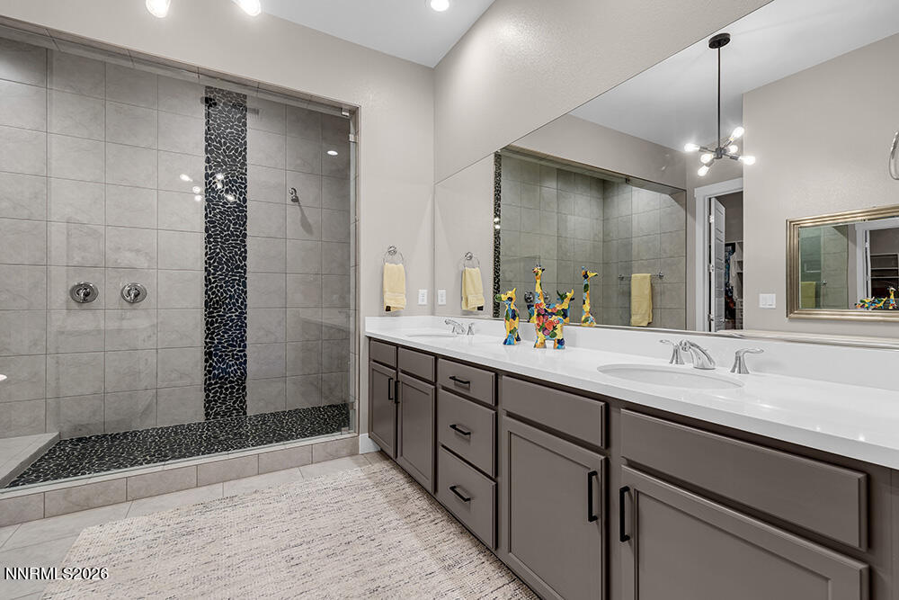 3037 Desert Olive Drive Reno, NV 89521 - Photo 34 of 52 Primary Bath 1000x700