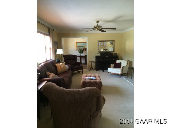 1425 Hollins Road Waynesboro, VA 22980 - Photo 14 of 26 Gallery Image 14