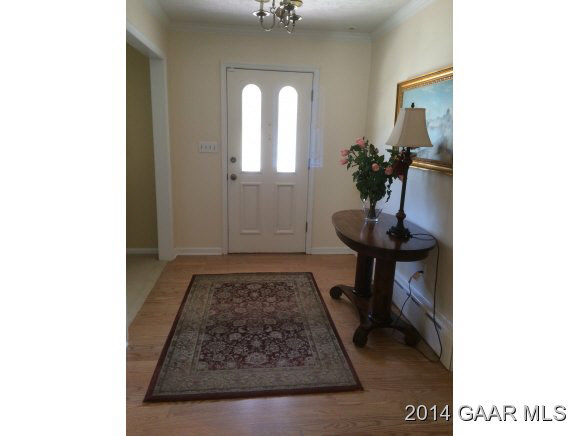 1425 Hollins Road Waynesboro, VA 22980 - Photo 16 of 26 Gallery Image 16
