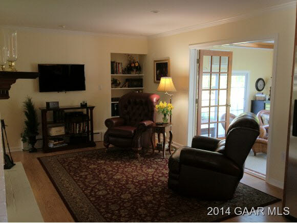1425 Hollins Road Waynesboro, VA 22980 - Photo 2 of 26 Gallery Image 2