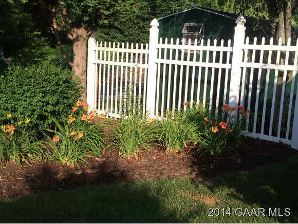 1425 Hollins Road Waynesboro, VA 22980 - Photo 5 of 26 Gallery Image 5