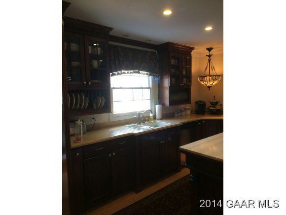 1425 Hollins Road Waynesboro, VA 22980 - Photo 9 of 26 Gallery Image 9