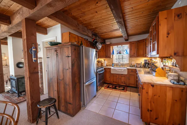 $685,000 | 457 Ray Hill Road, Wilmington, VT 05363