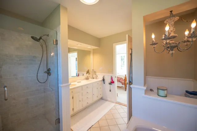 $649,000 | 457 Ray Hill Road, Wilmington, VT 05363