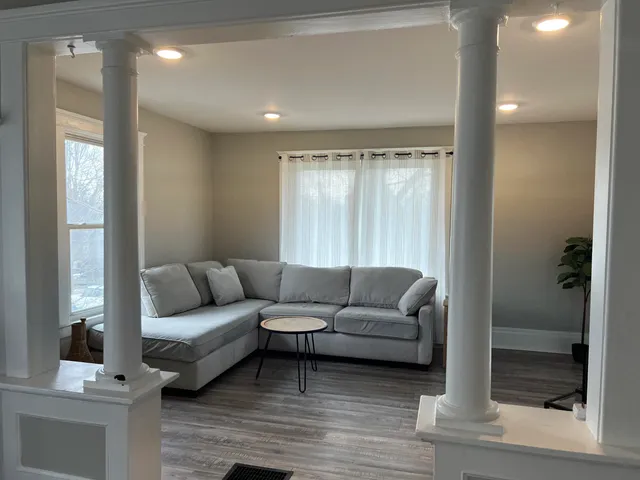 $349,900 | 836 Pine Street, Wyandotte, MI 48192