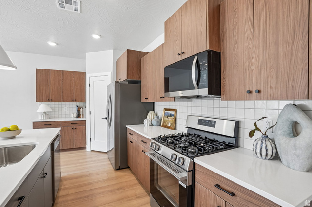 4018 East Fossil Way, Unit 85 Washington, UT 84780 - Photo 9 of 34 Gallery Image 9