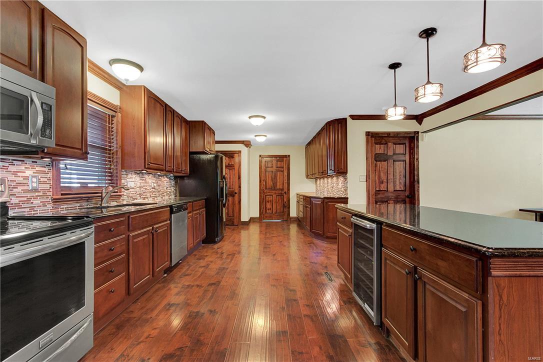 259 South Liberty Road Troy, IL 62294 - Photo 13 of 38