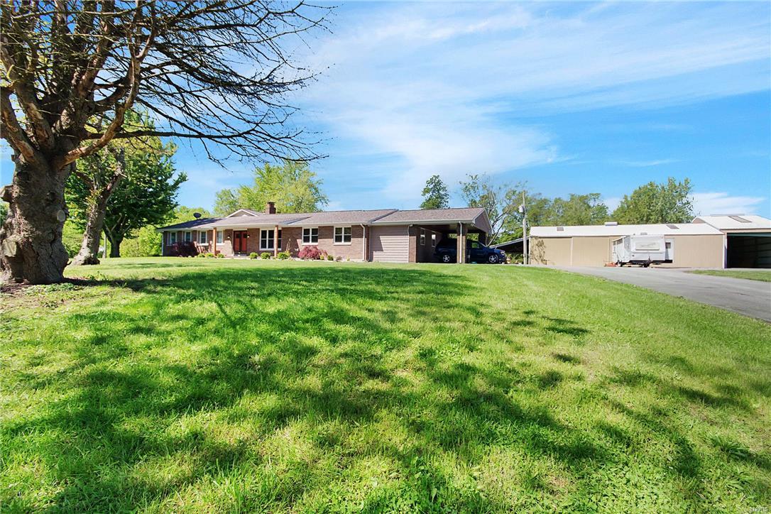 259 South Liberty Road Troy, IL 62294 - Photo 3 of 38