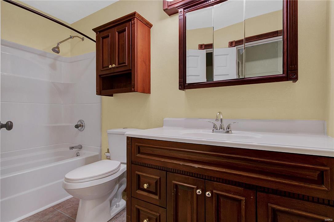 259 South Liberty Road Troy, IL 62294 - Photo 23 of 38