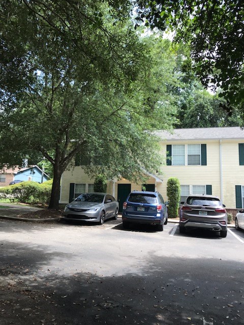 2520 Graves Road, Unit 101 Tallahassee, FL 32303 - Photo 3 of 8 Gallery Image 3