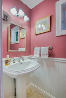 $589,000 | 95 Main Street, Essex, CT 06409