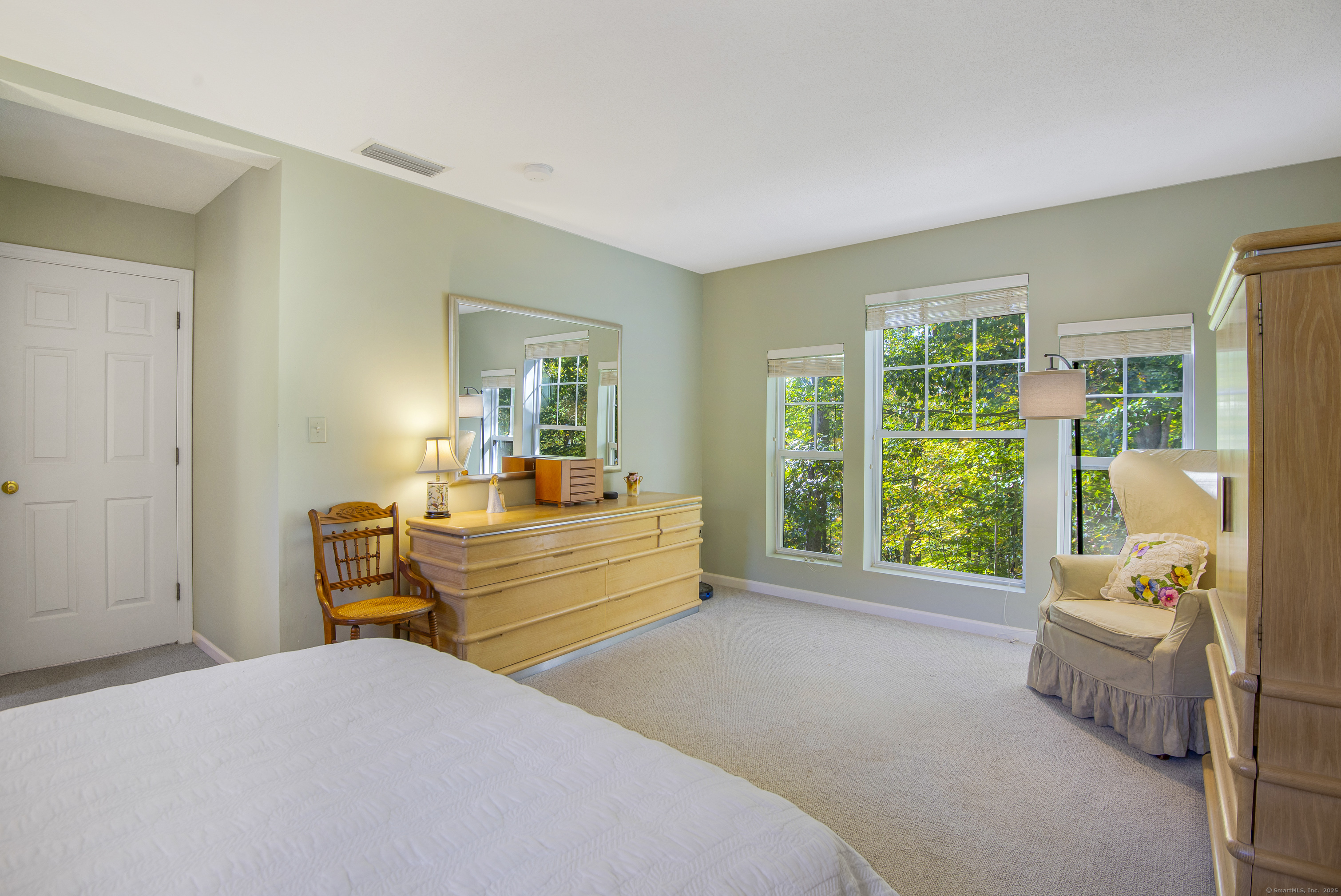 95 Main Street Essex, CT 06409 - Photo 24 of 40